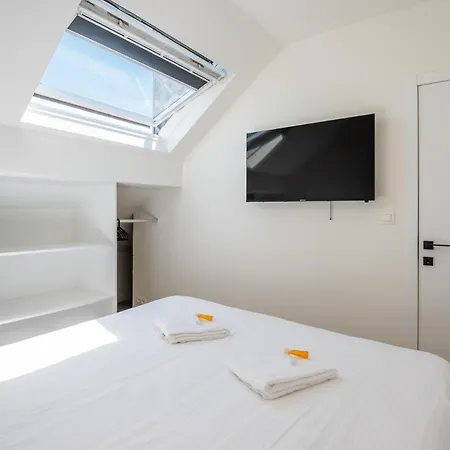 Holiday home Beautiful And Spacious Renovated For 10 Ostend